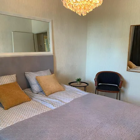 Apartment 2br Cityapartment Sy2 ,free Parking On Street *